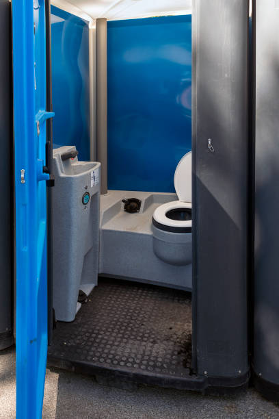Best Portable restroom trailer rental  in Reedsville, WI